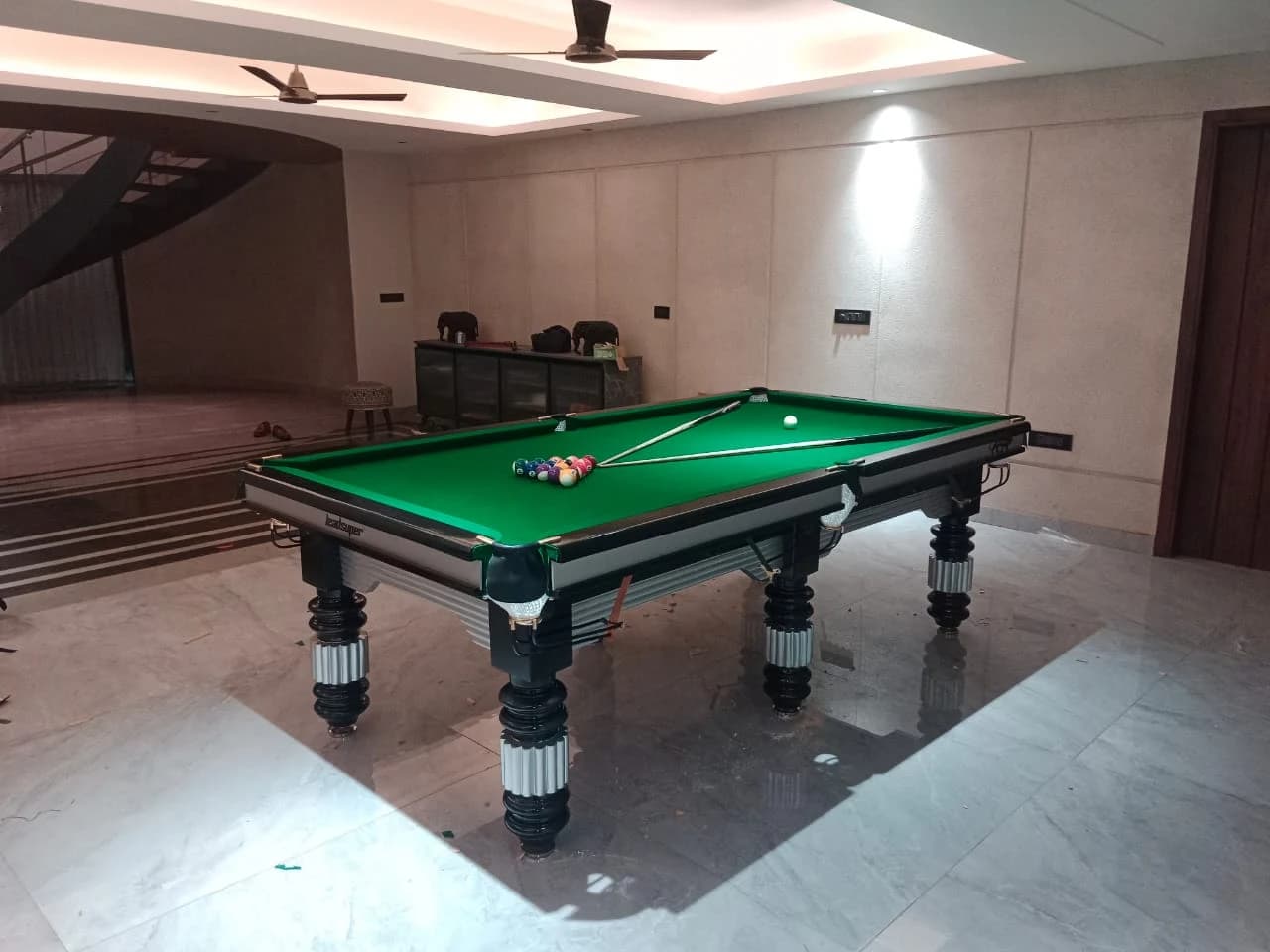 Premium Pool Table